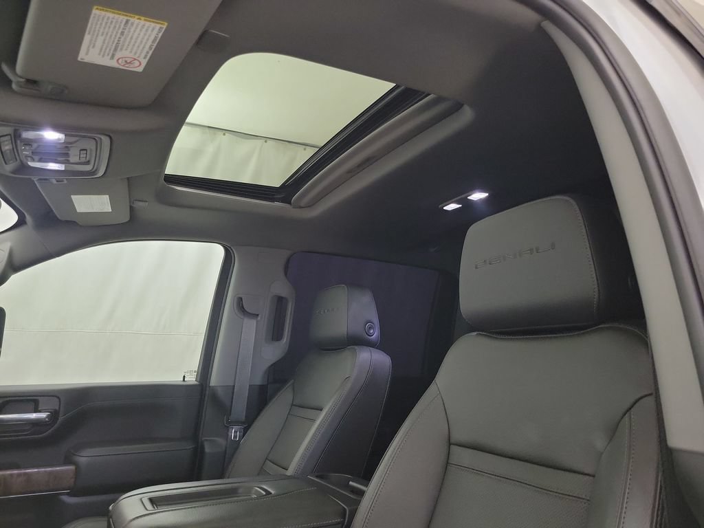 Certified 2022 GMC Sierra 2500 Denali w/ Denali Ultimate Package AWD/4WD image 9