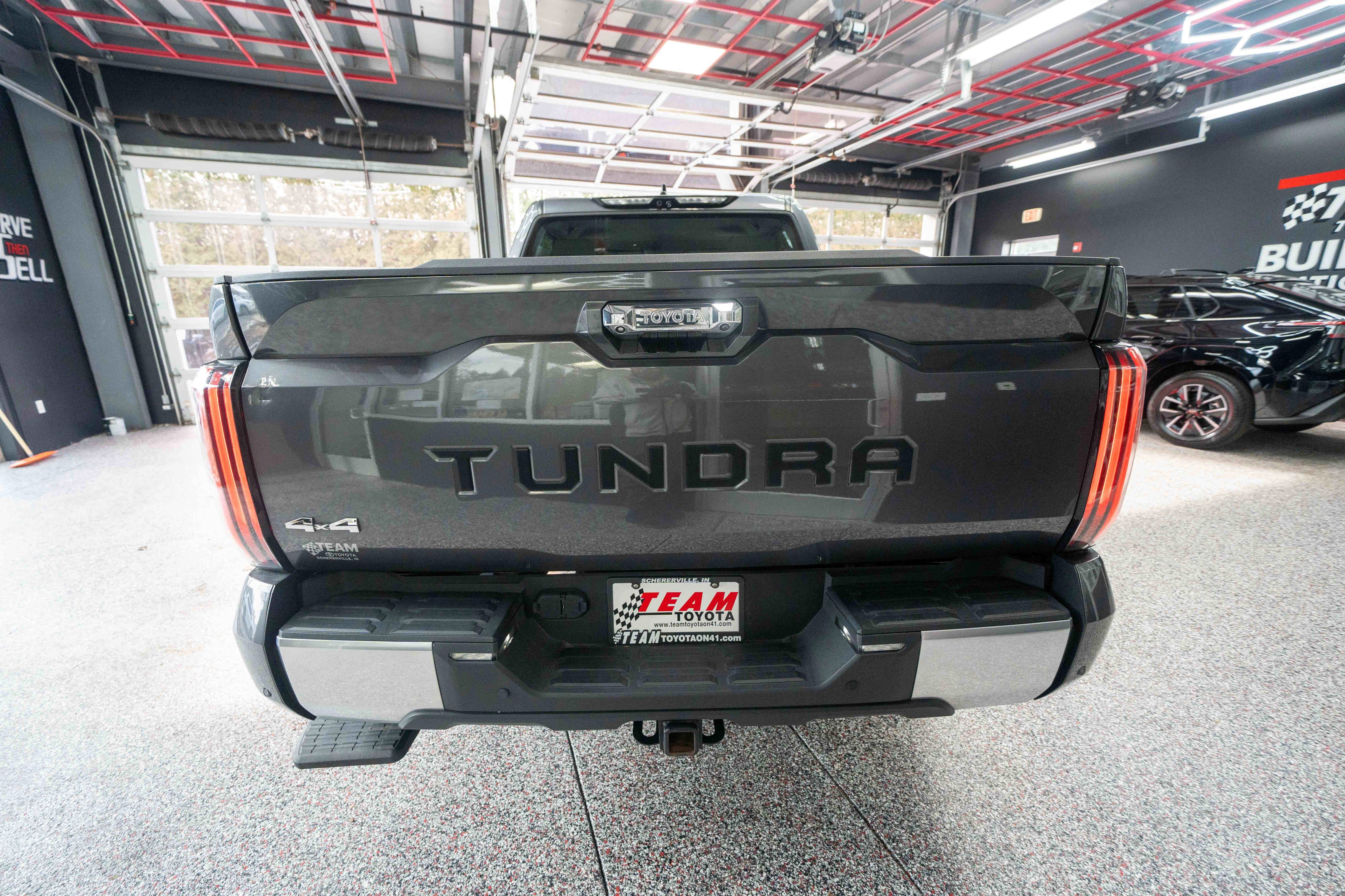 Used 2023 Toyota Tundra Limited image 3