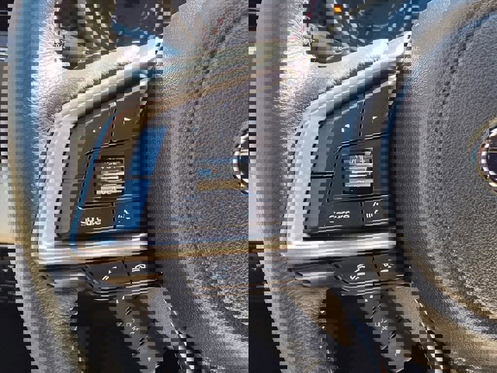 Used 2021 Subaru Ascent Limited w/ Technology Package image 16