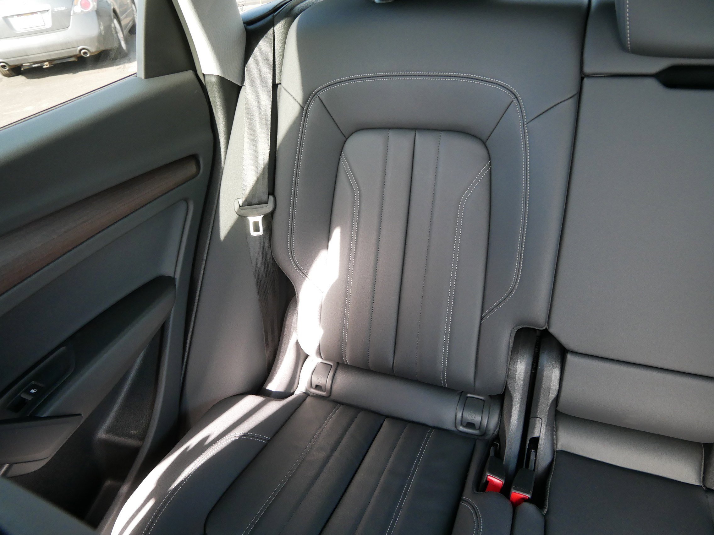Used 2025 Audi Q5 2.0T Premium w/ Convenience Plus Package image 12