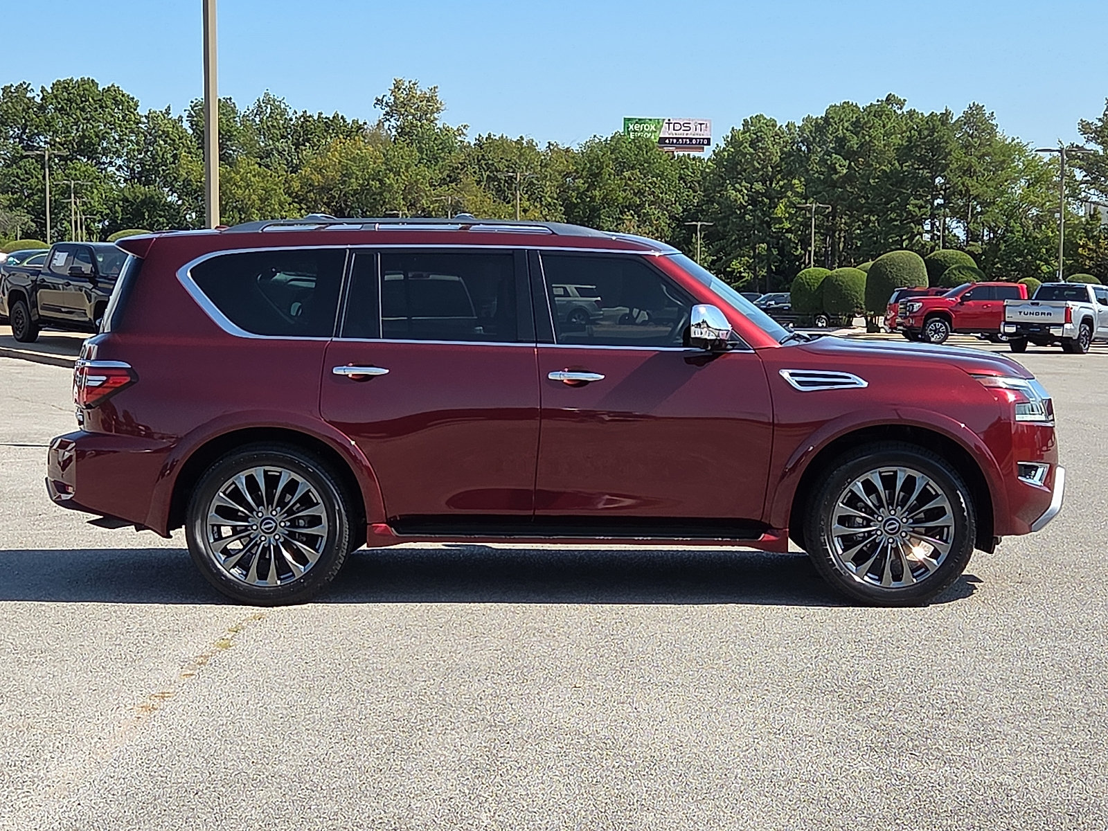 Used 2023 Nissan Armada Platinum w/ Captain's Chairs Package AWD/4WD image 6
