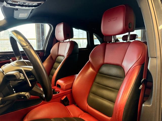 Used 2023 Porsche Macan GTS image 16