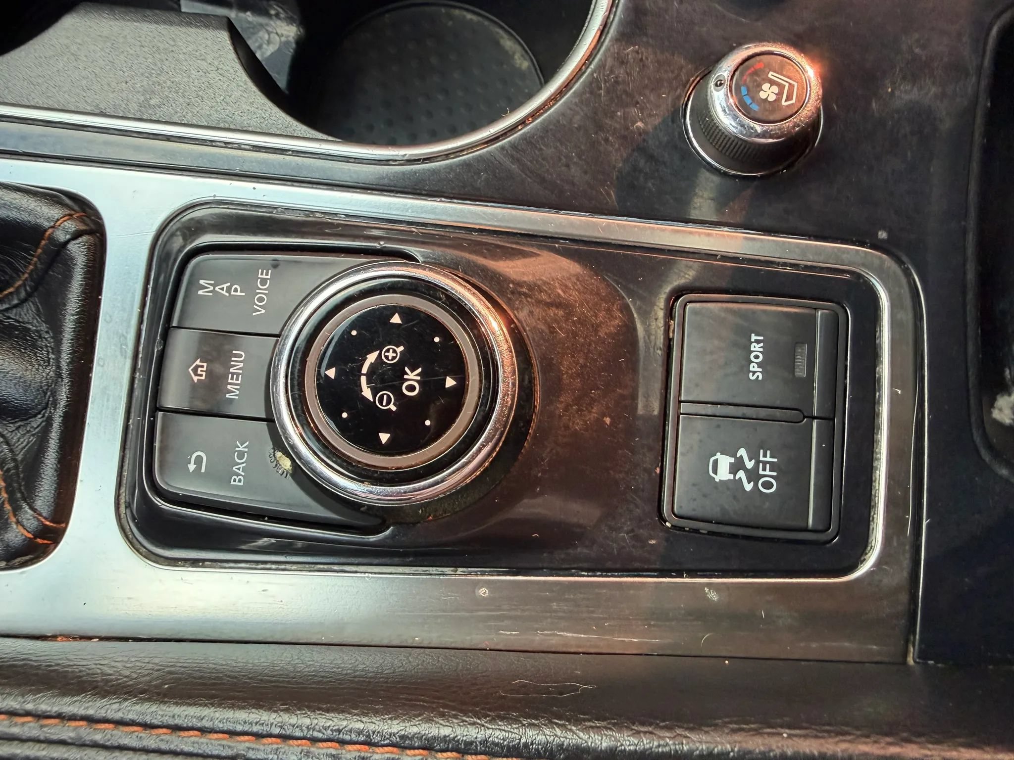 Used 2020 Nissan Maxima SR w/ Sport Mat Group FWD image 50