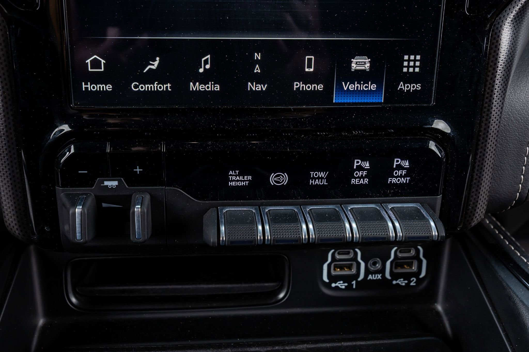 Used 2022 RAM 3500 Limited w/ Night Edition image 22