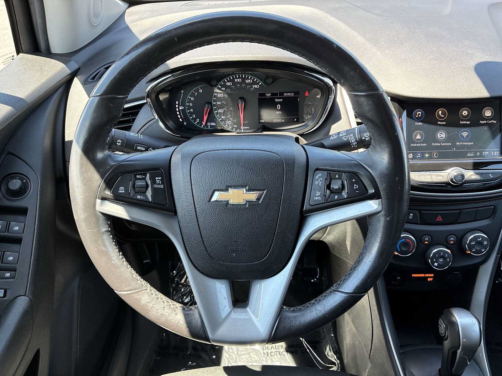 Used 2018 Chevrolet Trax LT w/ LT Convenience Package FWD image 11