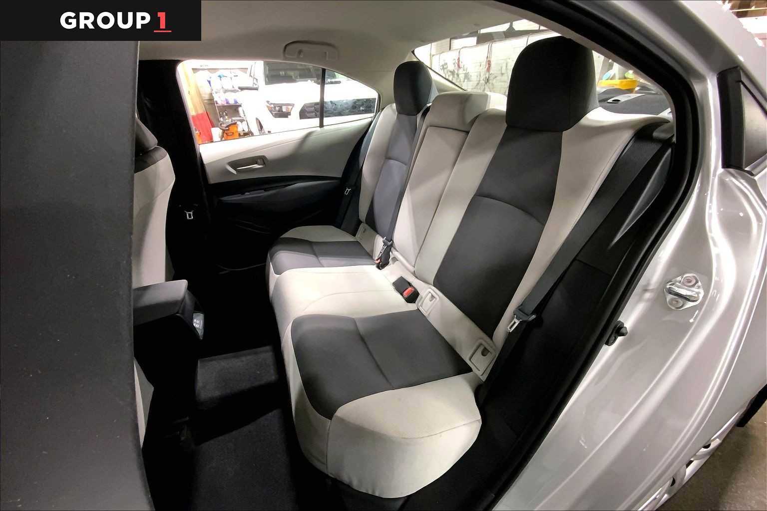 Certified 2025 Toyota Corolla LE FWD image 21