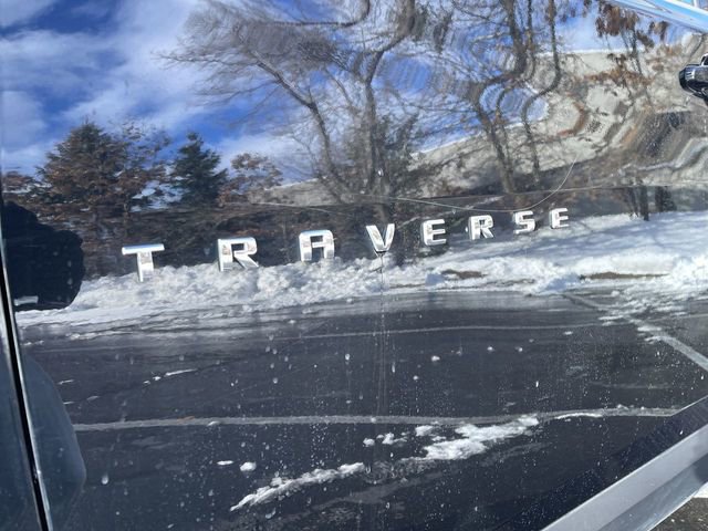 Used 2023 Chevrolet Traverse LT w/ LPO, Floor Liner Package image 31