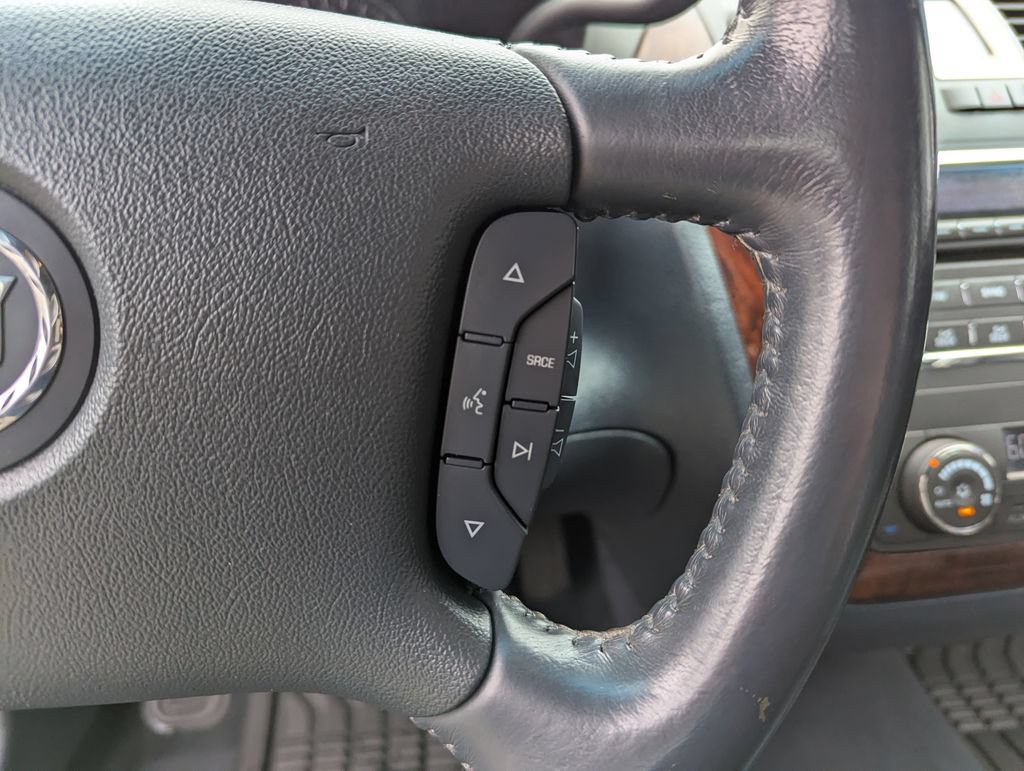 Used 2007 Cadillac DTS FWD image 17