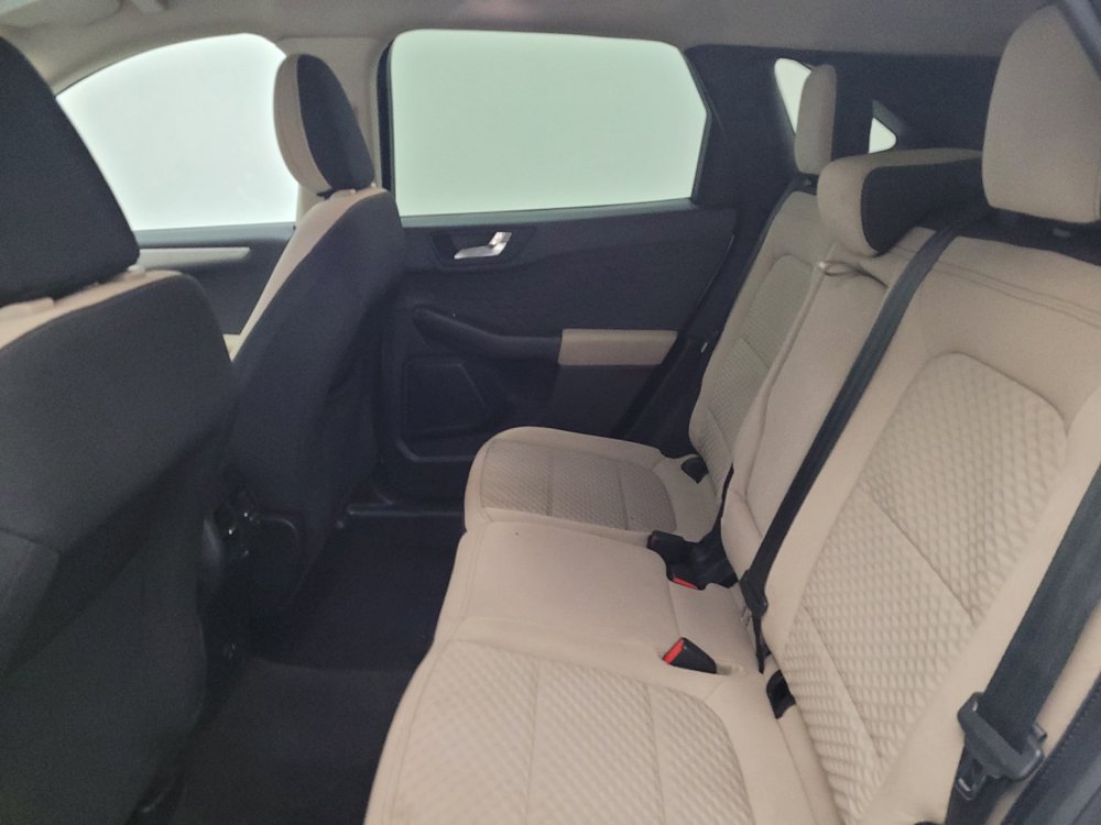 Used 2020 Ford Escape SE FWD image 18