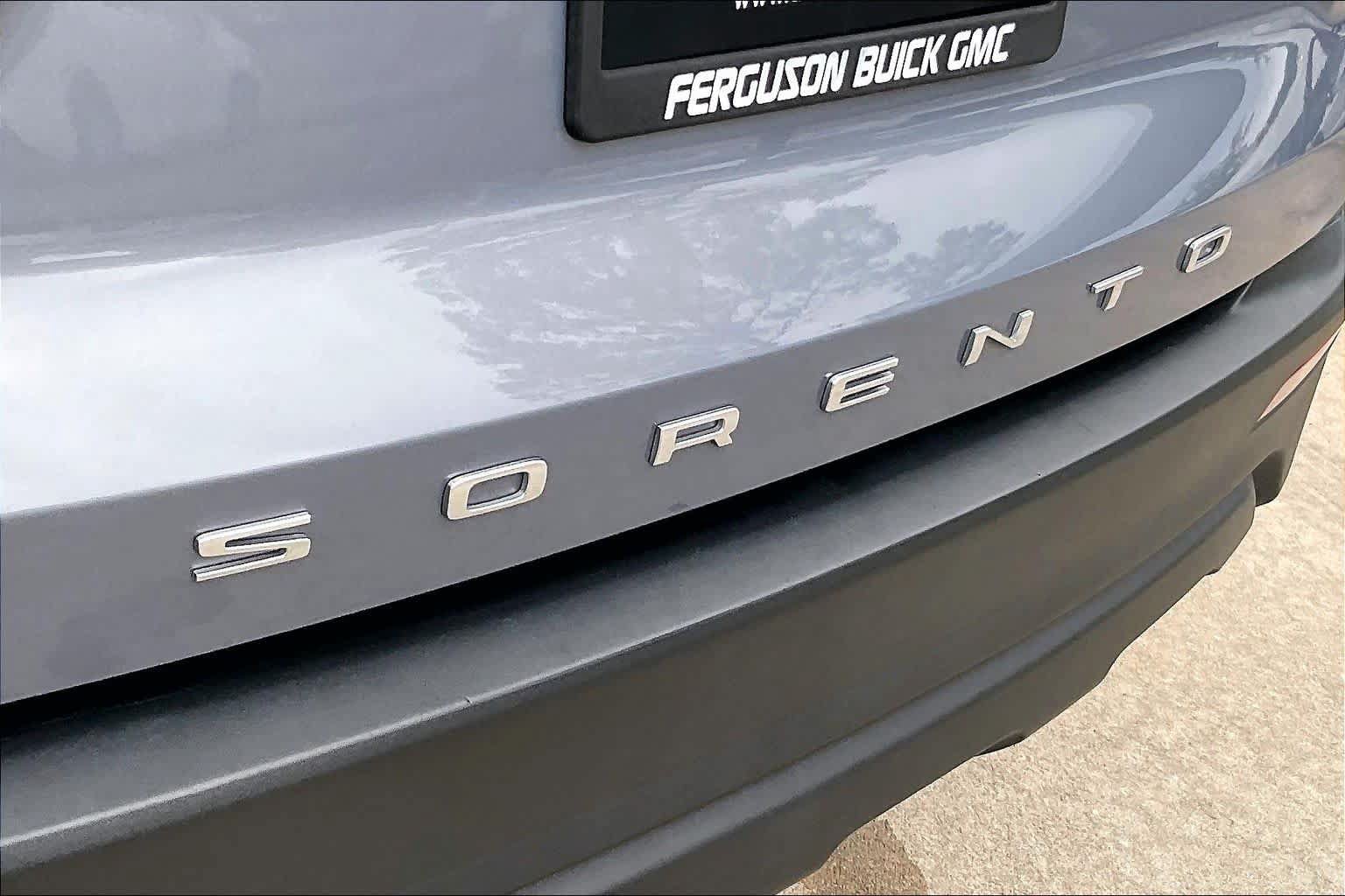 Used 2021 Kia Sorento LX FWD image 10