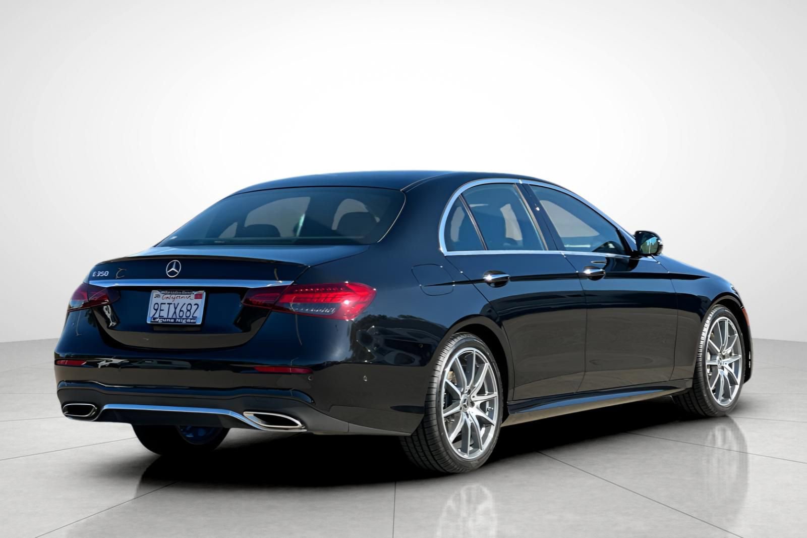 Certified 2022 Mercedes-Benz E 350 Sedan image 2