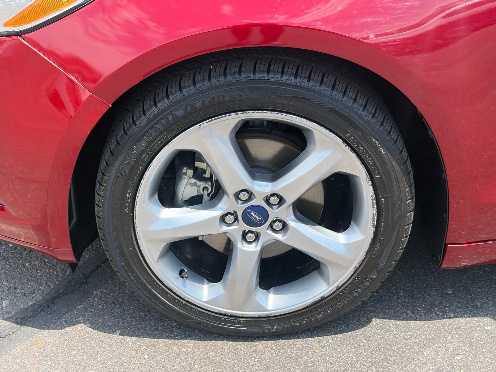 Used 2016 Ford Fusion SE AWD/4WD image 10