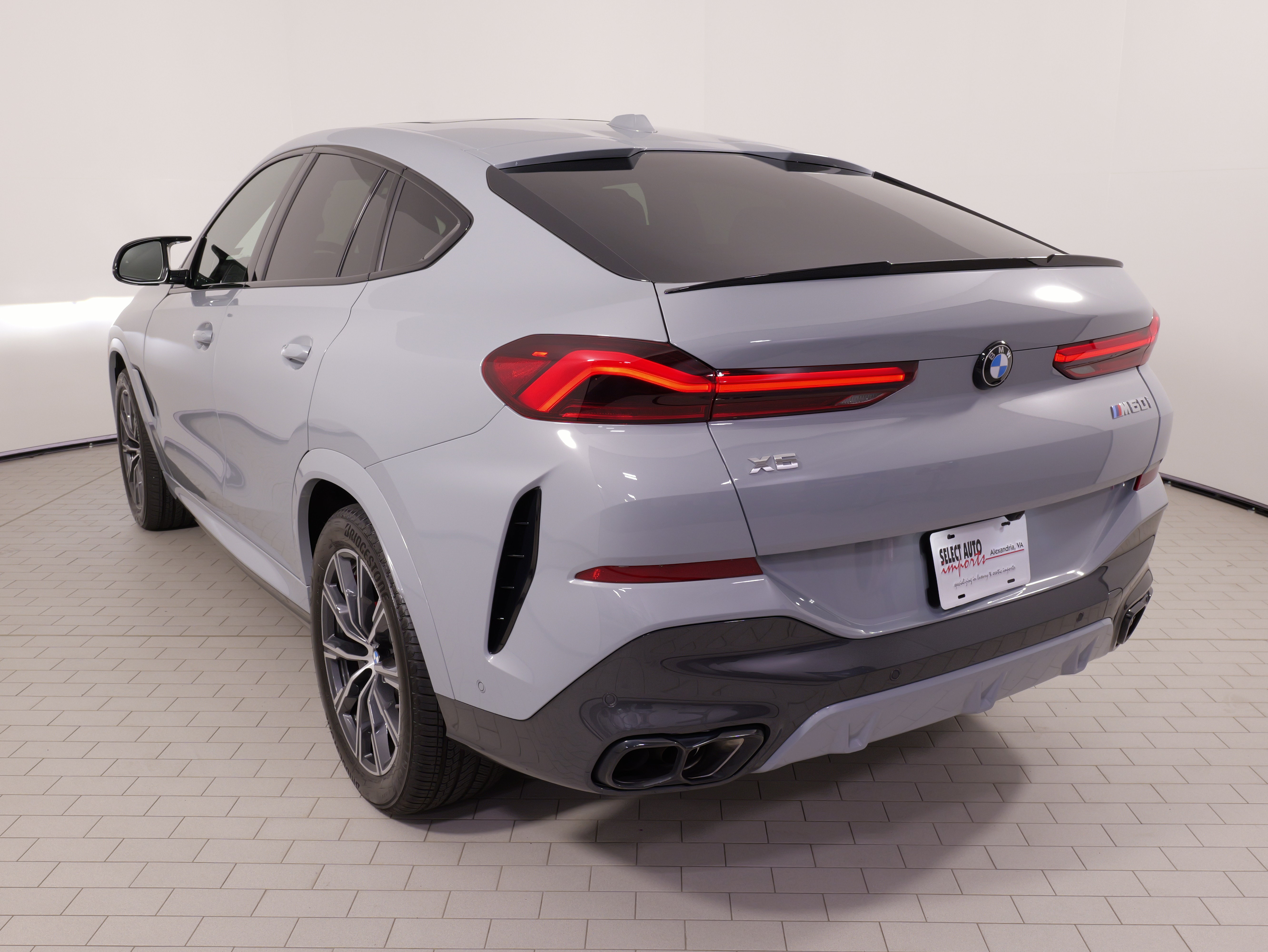 Used 2026 BMW X6 M60i w/ Executive Package AWD/4WD image 15
