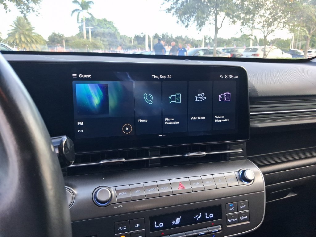 Used 2025 Hyundai Kona SEL FWD image 20