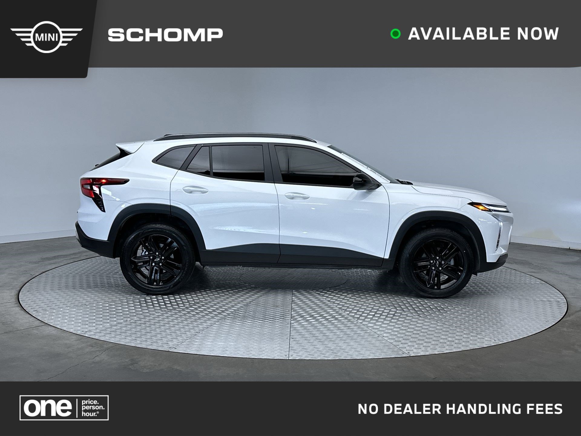 Used 2025 Chevrolet Trax ACTIV w/ Driver Confidence Package FWD image 1