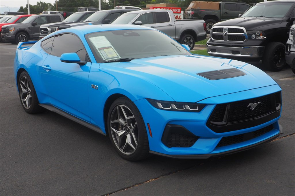 Used 2024 Ford Mustang GT Premium w/ GT Performance Package image 3