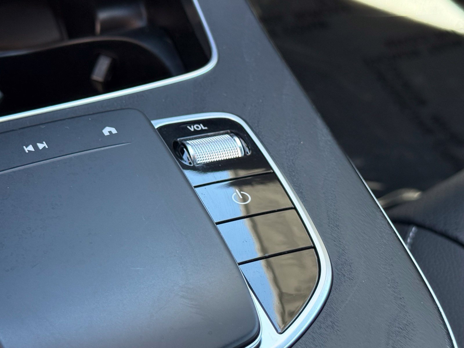 Used 2023 Mercedes-Benz E 350 Sedan image 35