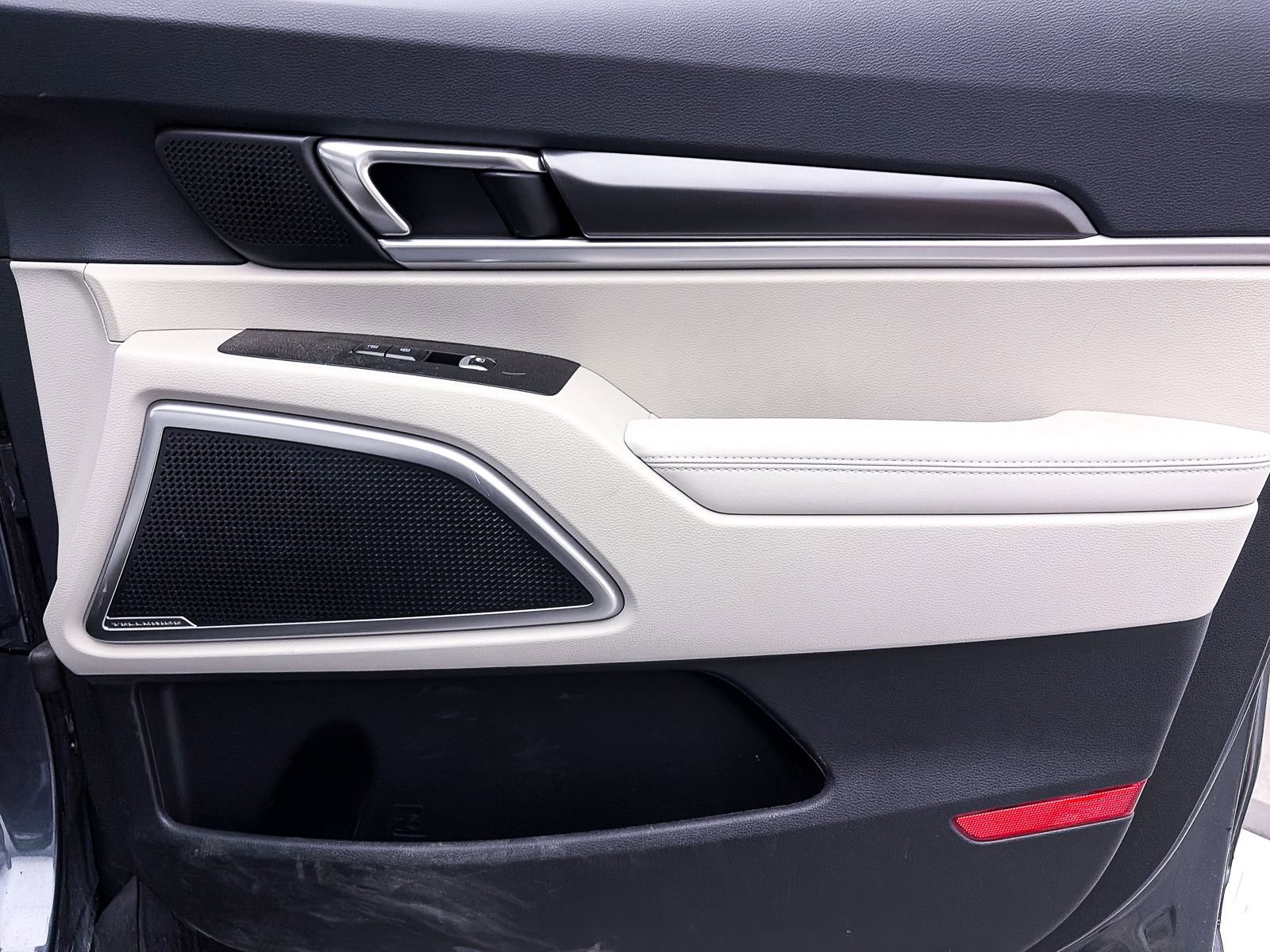 Used 2024 Kia Telluride S w/ S Sunroof Package image 37