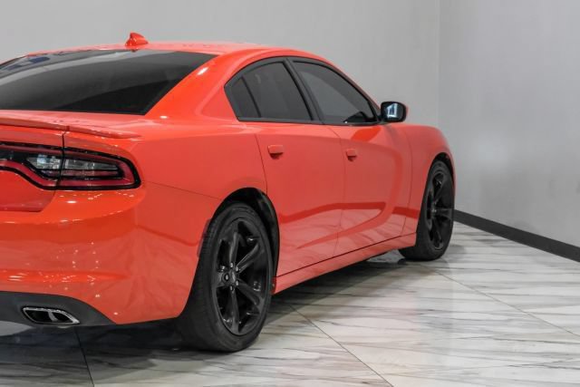 Used 2017 Dodge Charger R/T RWD image 14