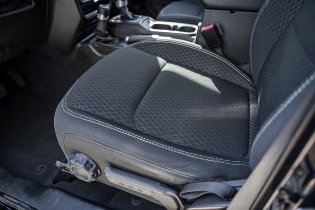 Used 2021 Jeep Wrangler Unlimited Sport image 40