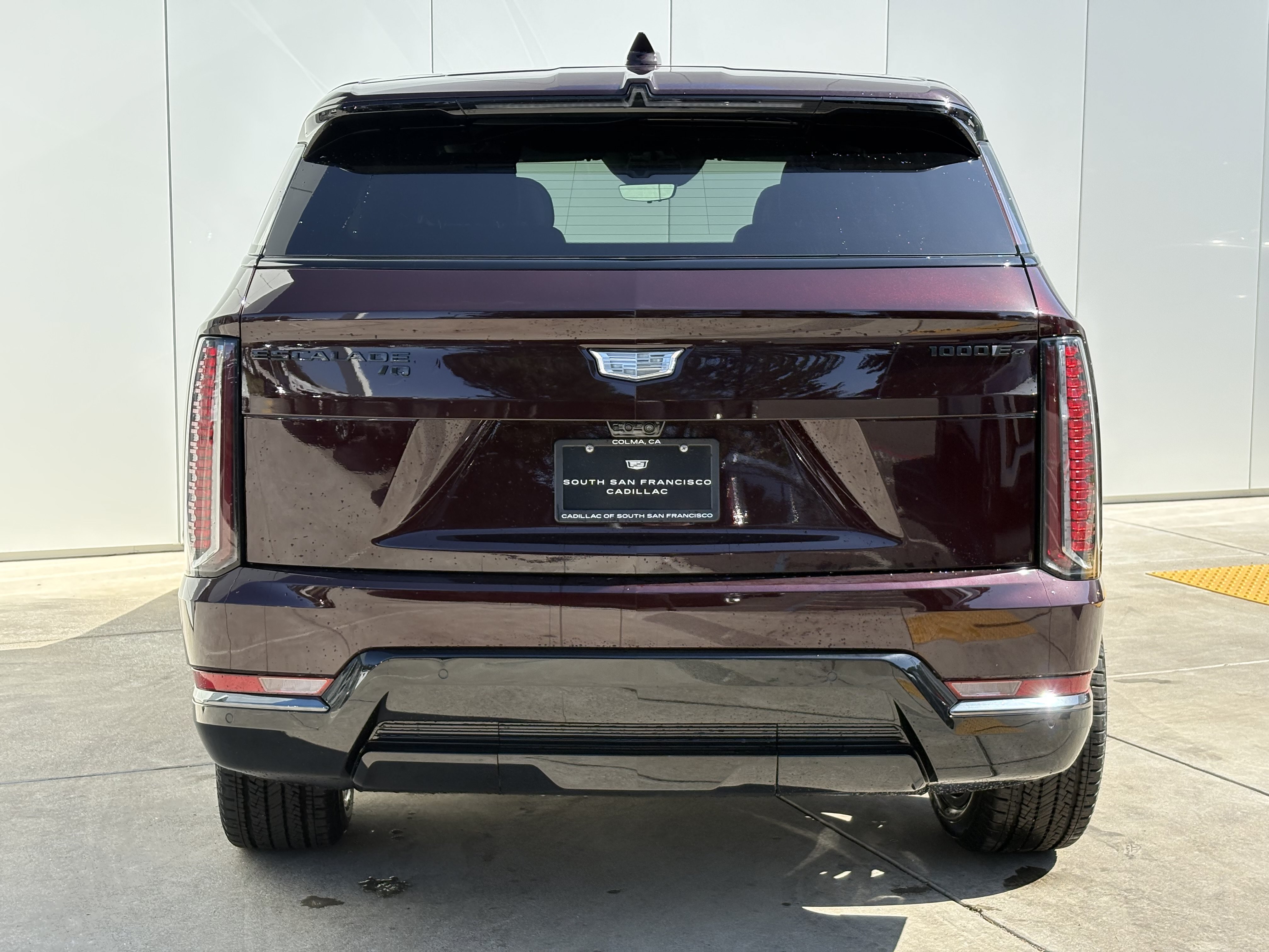 New 2025 Cadillac Escalade IQ Sport 2 w/ LPO, ONYX Package AWD/4WD image 8
