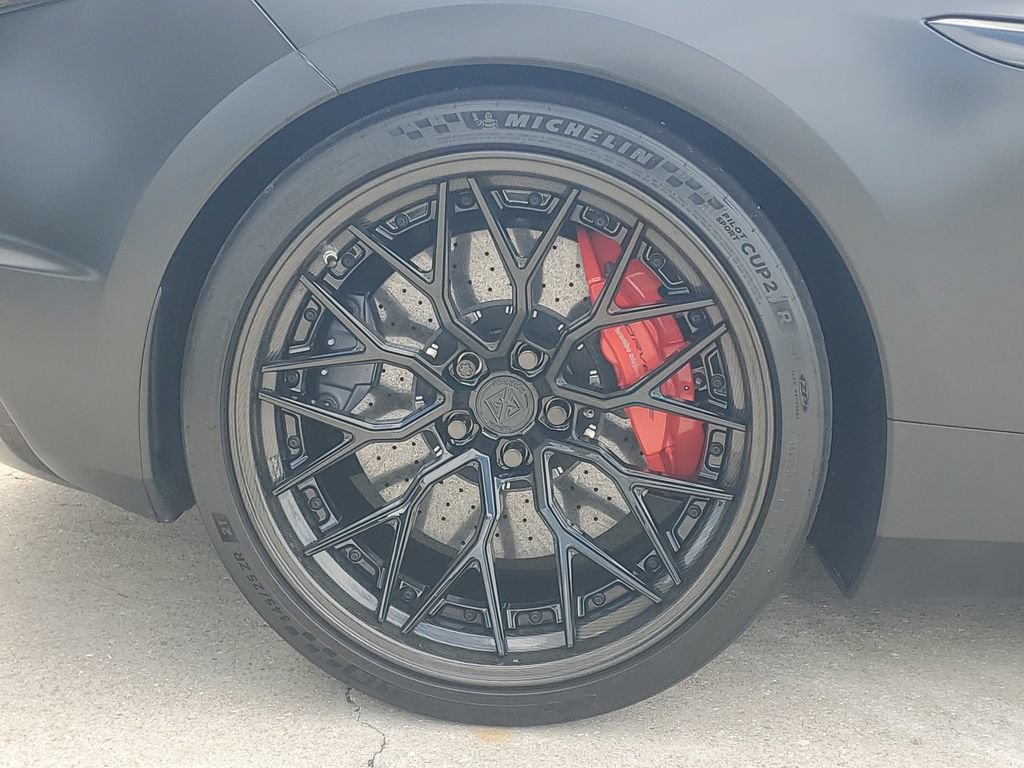 Used 2024 Chevrolet Corvette Z06 w/ Z07 Performance Package RWD image 13