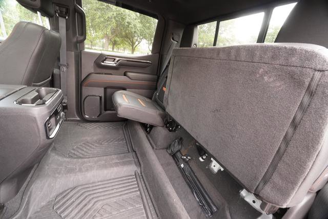 Used 2023 GMC Sierra 1500 AT4 w/ AT4 Premium Package AWD/4WD image 31