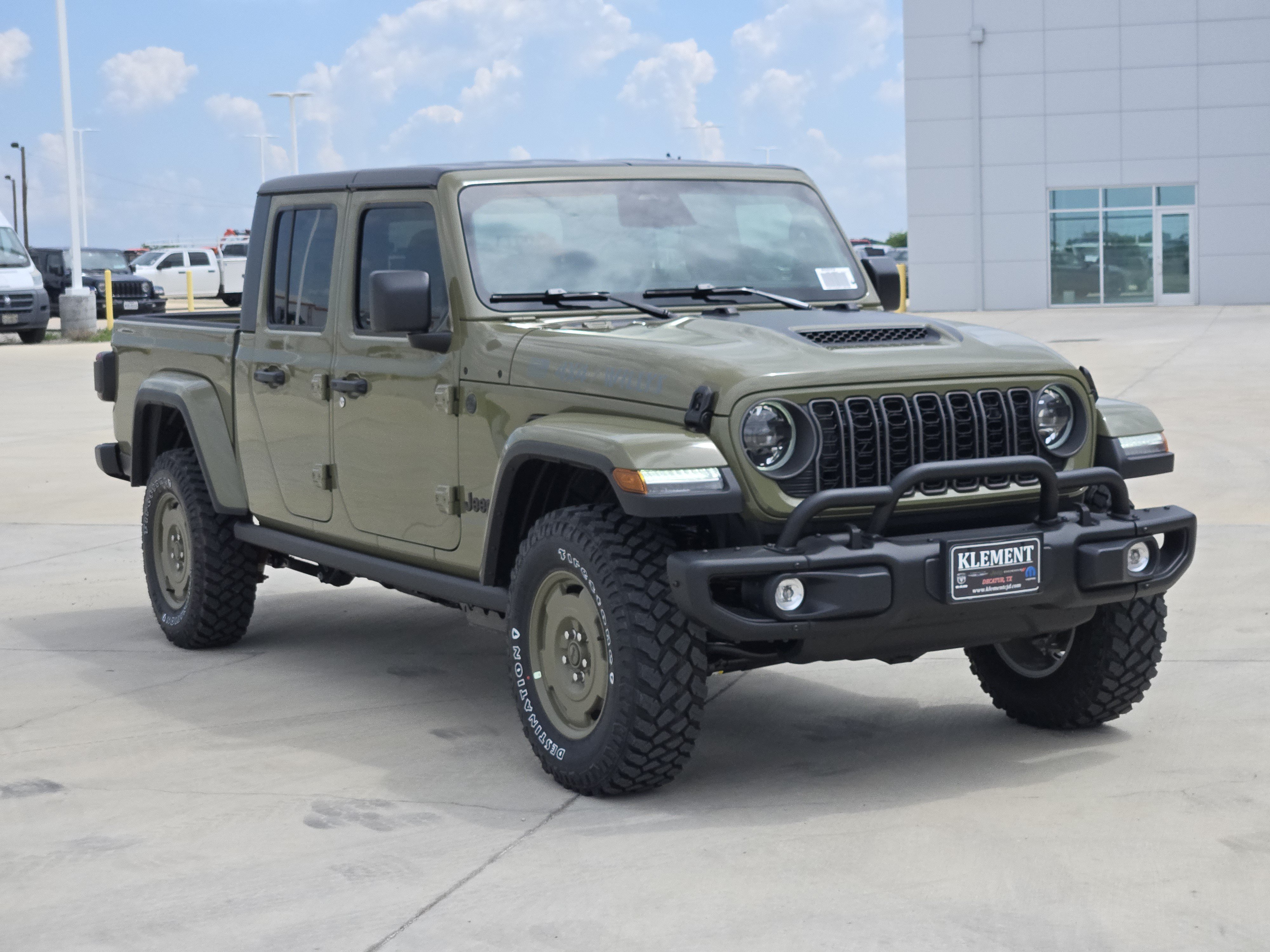 New 2026 Jeep Gladiator Willys AWD/4WD image 3