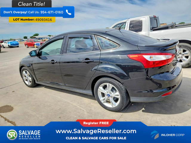 Used 2014 Ford Focus SE FWD image 3