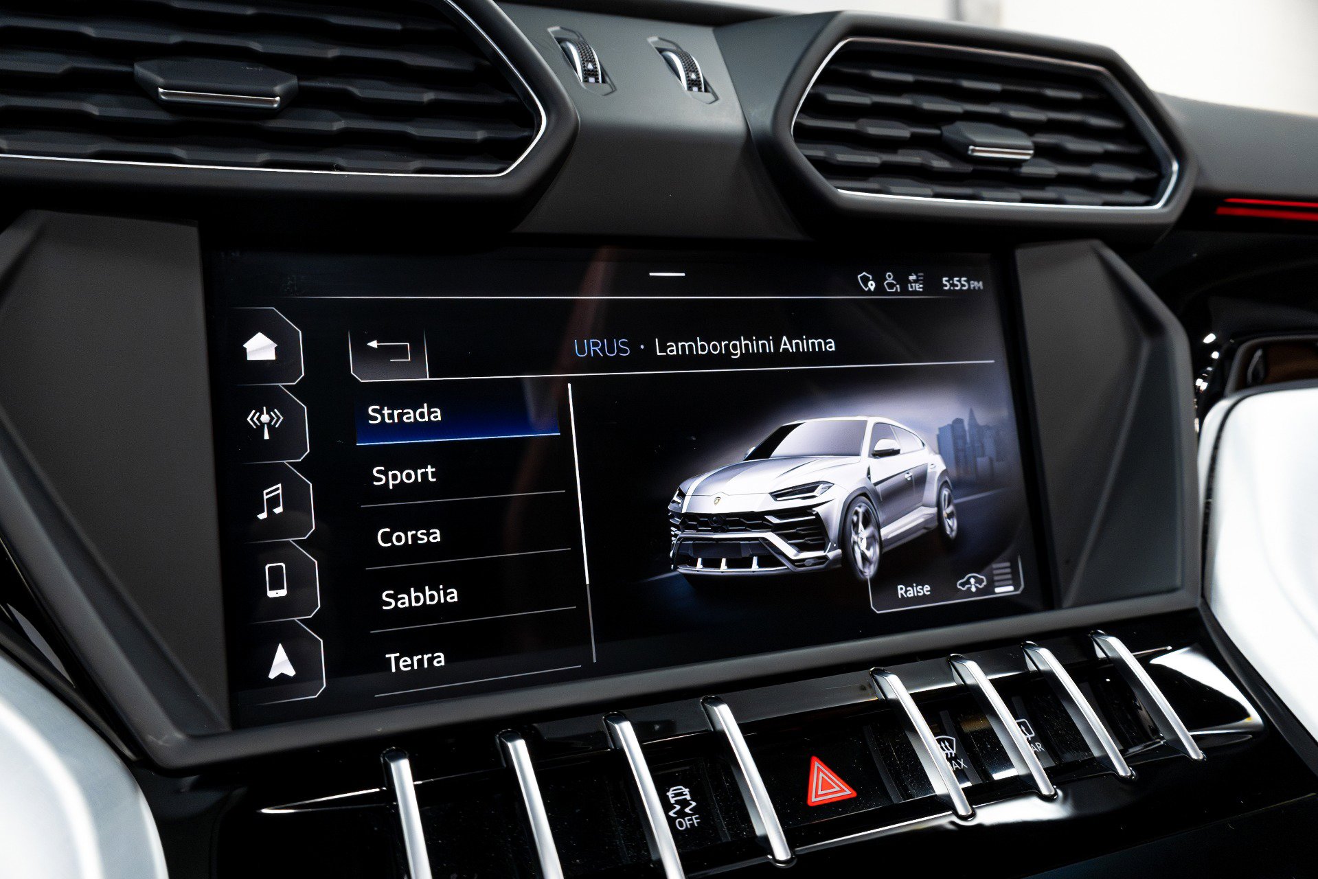 Used 2019 Lamborghini Urus image 79