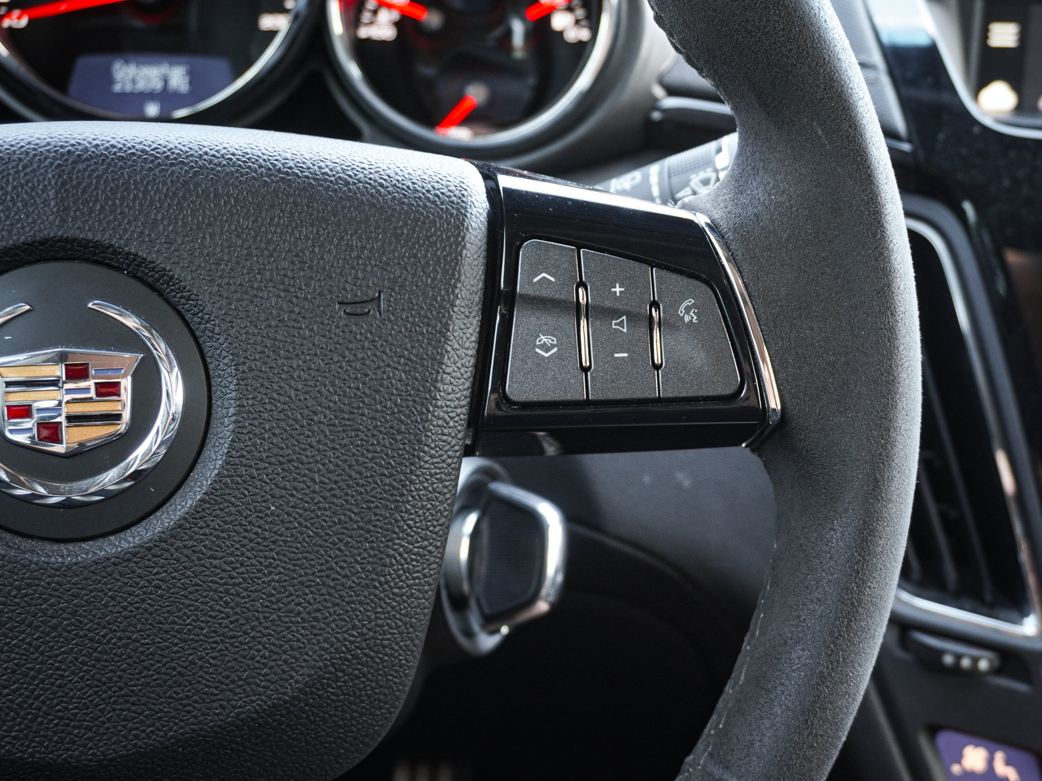 Used 2012 Cadillac CTS V w/ Wood Trim Package RWD image 20