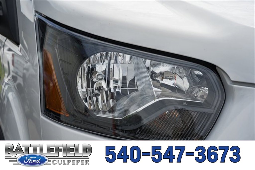 New 2025 Ford Transit 250 148 Medium Roof image 10