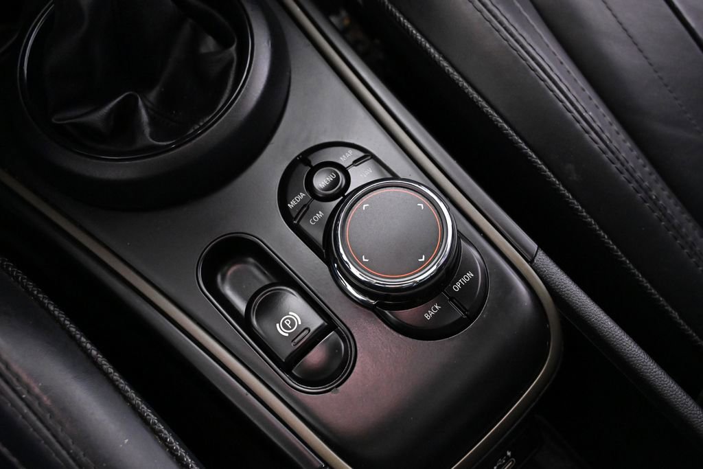 Used 2019 MINI Cooper Countryman ALL4 w/ Convenience Package image 17