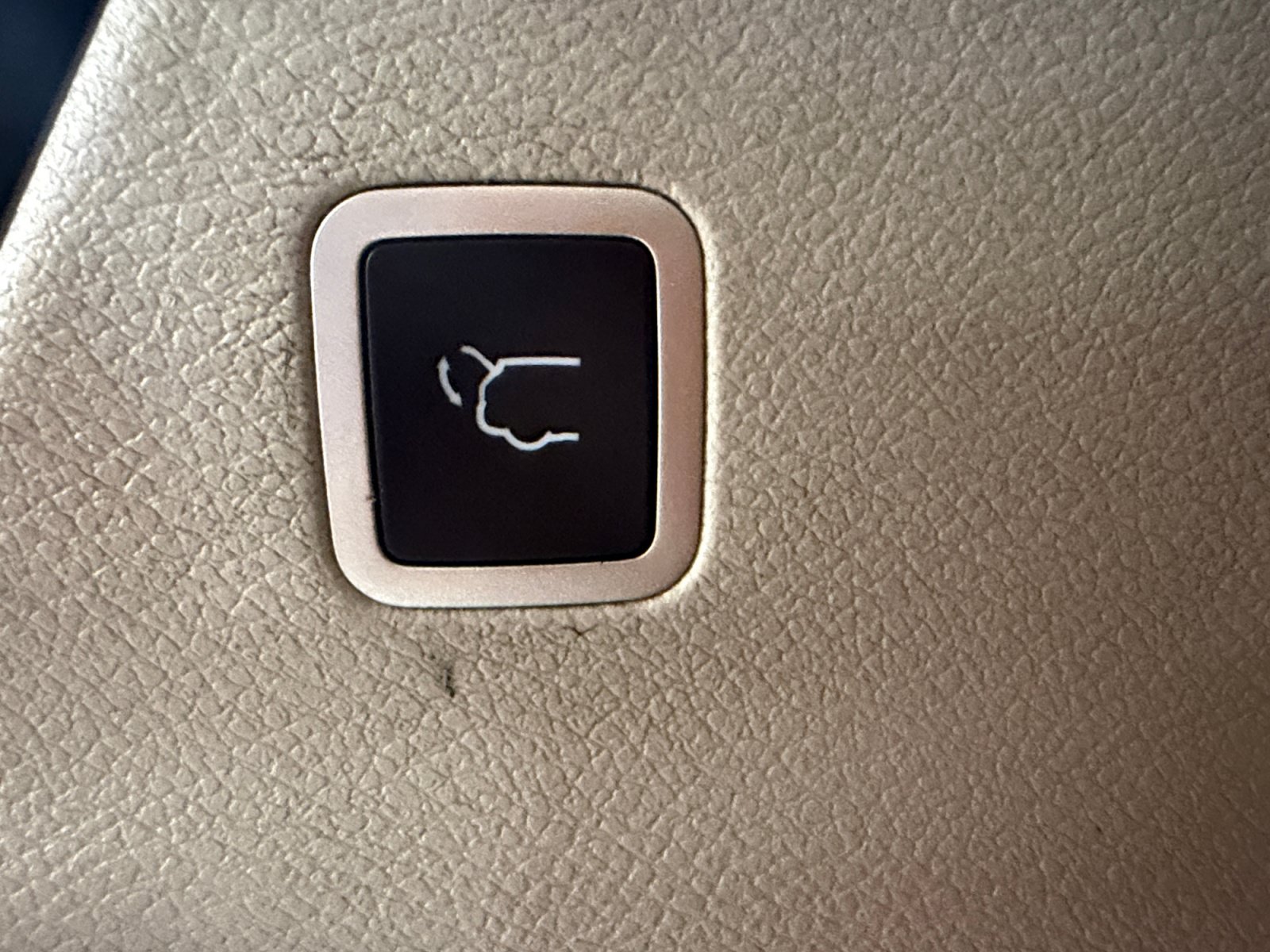 Used 2024 Chrysler Pacifica Touring-L FWD image 36