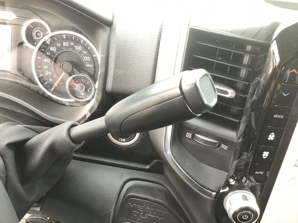 New 2025 RAM 2500 Big Horn image 15