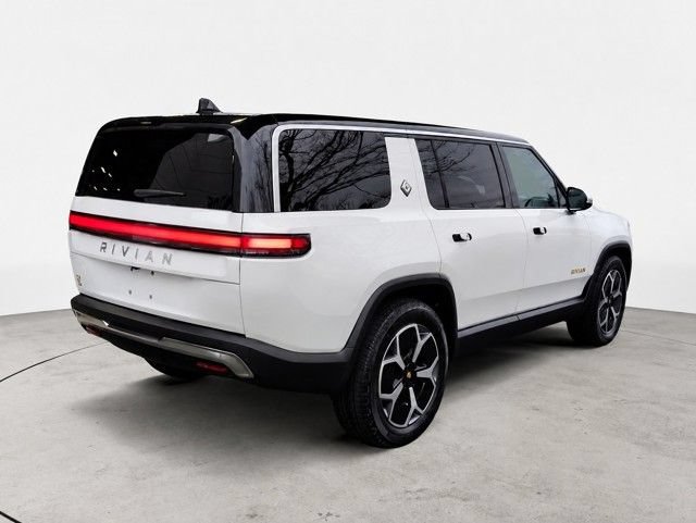 Used 2023 Rivian R1S Adventure AWD/4WD image 2