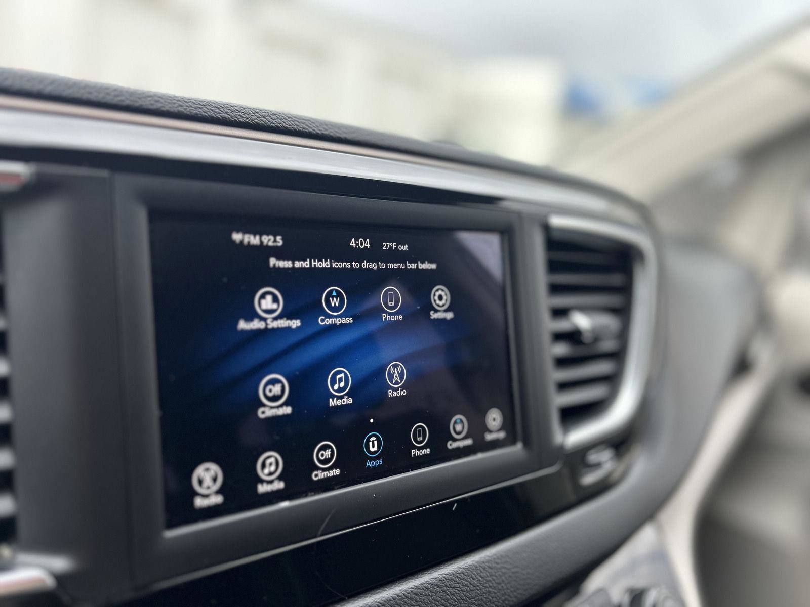 Used 2020 Chrysler Voyager LX FWD image 21