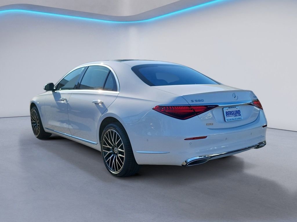 New 2025 Mercedes-Benz S 580 4MATIC Sedan image 4