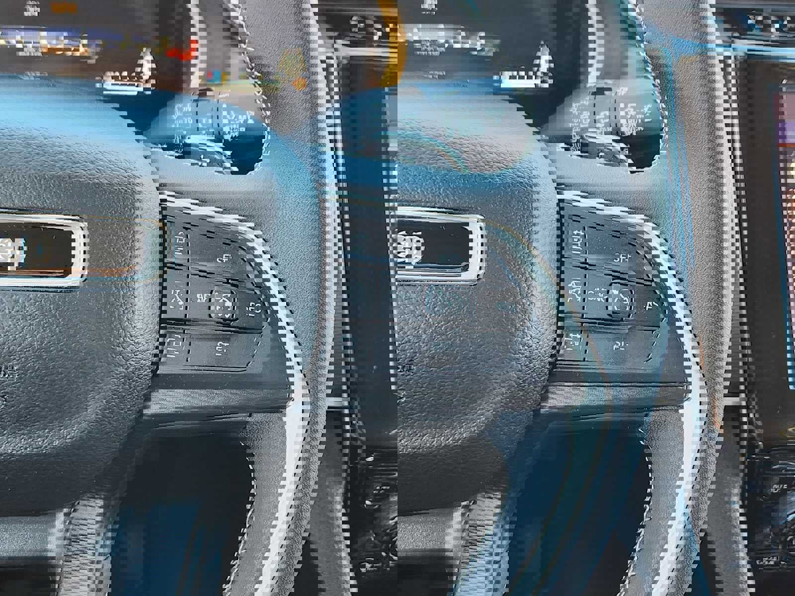 Used 2023 Jeep Grand Cherokee L Laredo image 19