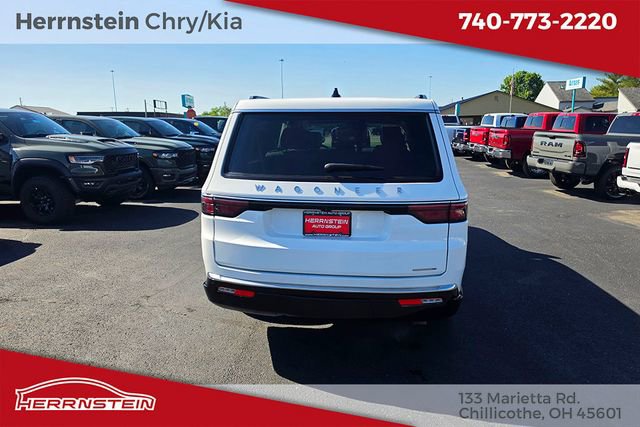 Used 2024 Jeep Wagoneer L Series II w/ Flexible Seating Group AWD/4WD image 34