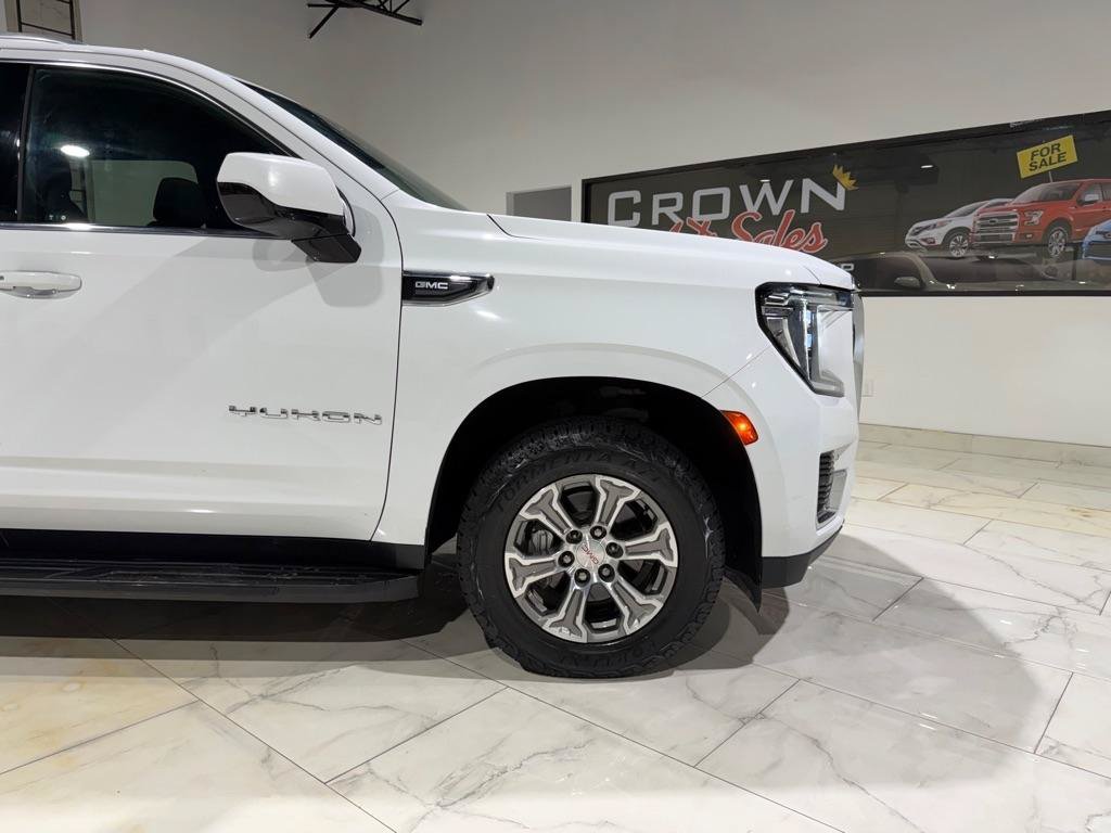 Used 2021 GMC Yukon XL SLE w/ Gmc Pro Safety Plus Package AWD/4WD image 7