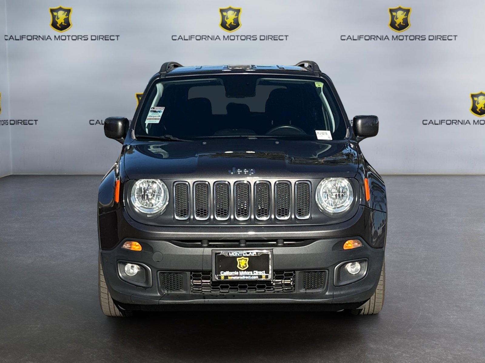 Used 2018 Jeep Renegade Latitude w/ UConnect 8.4 Nav Group image 8