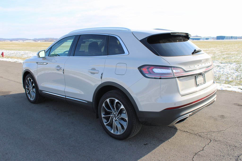 Used 2023 Lincoln Nautilus Reserve w/ Cargo Utility Package image 5