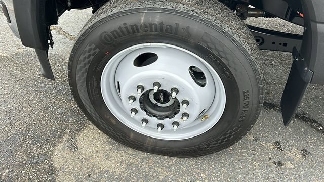 New 2026 Ford F550 4x4 SuperCab Super Duty image 10