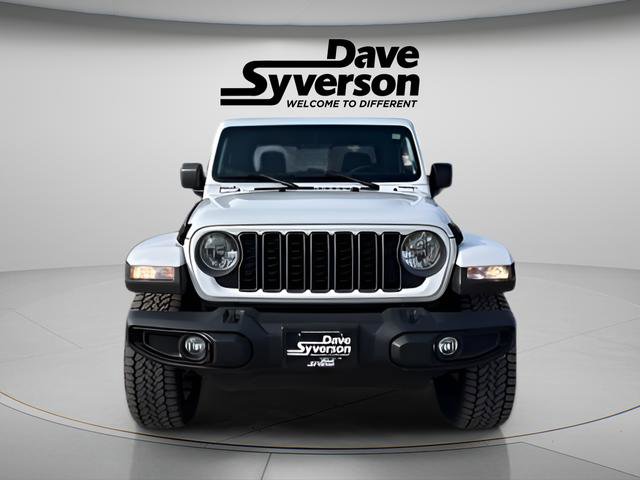 New 2025 Jeep Gladiator Sport image 5