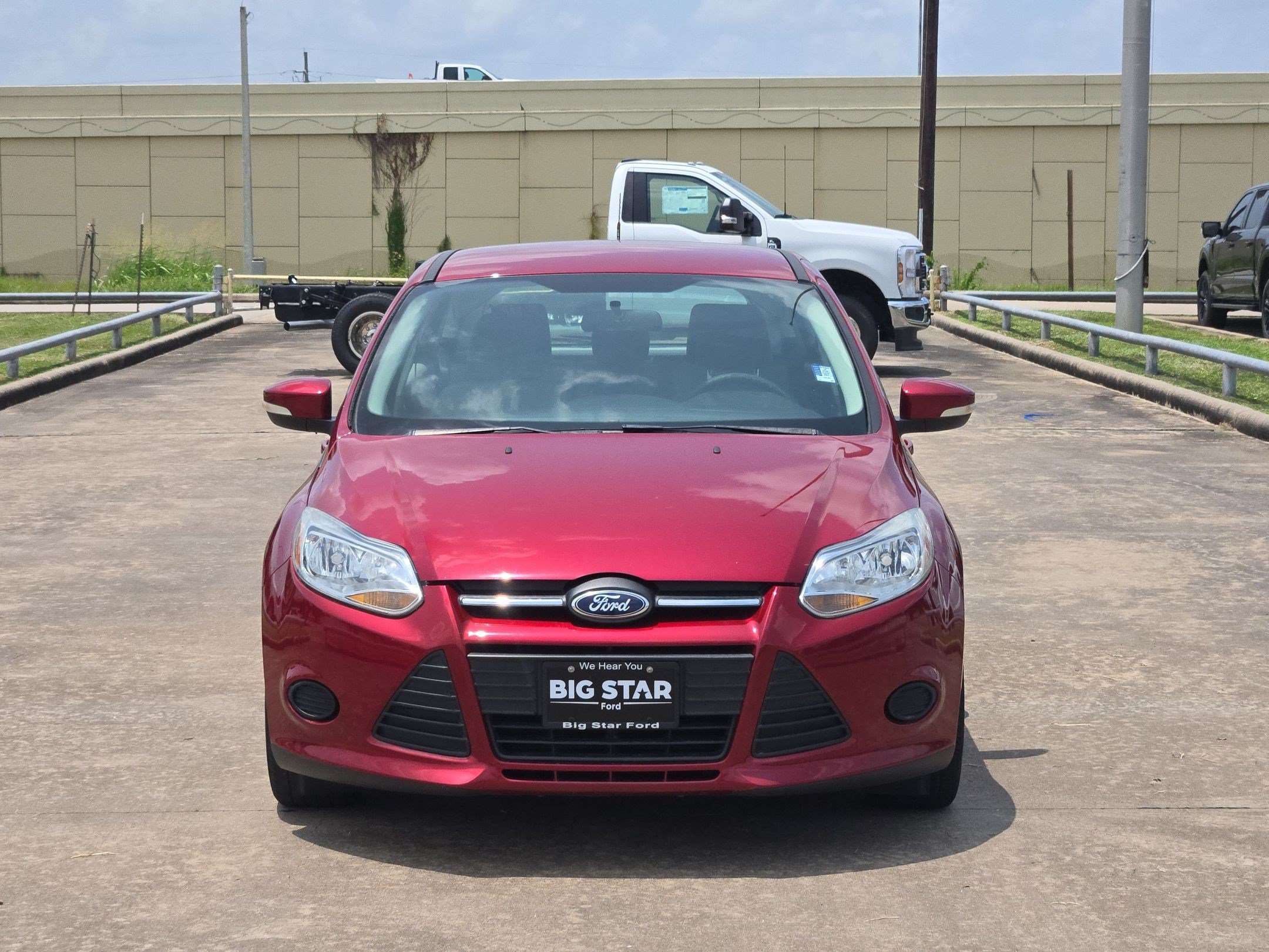 Used 2014 Ford Focus SE FWD image 9