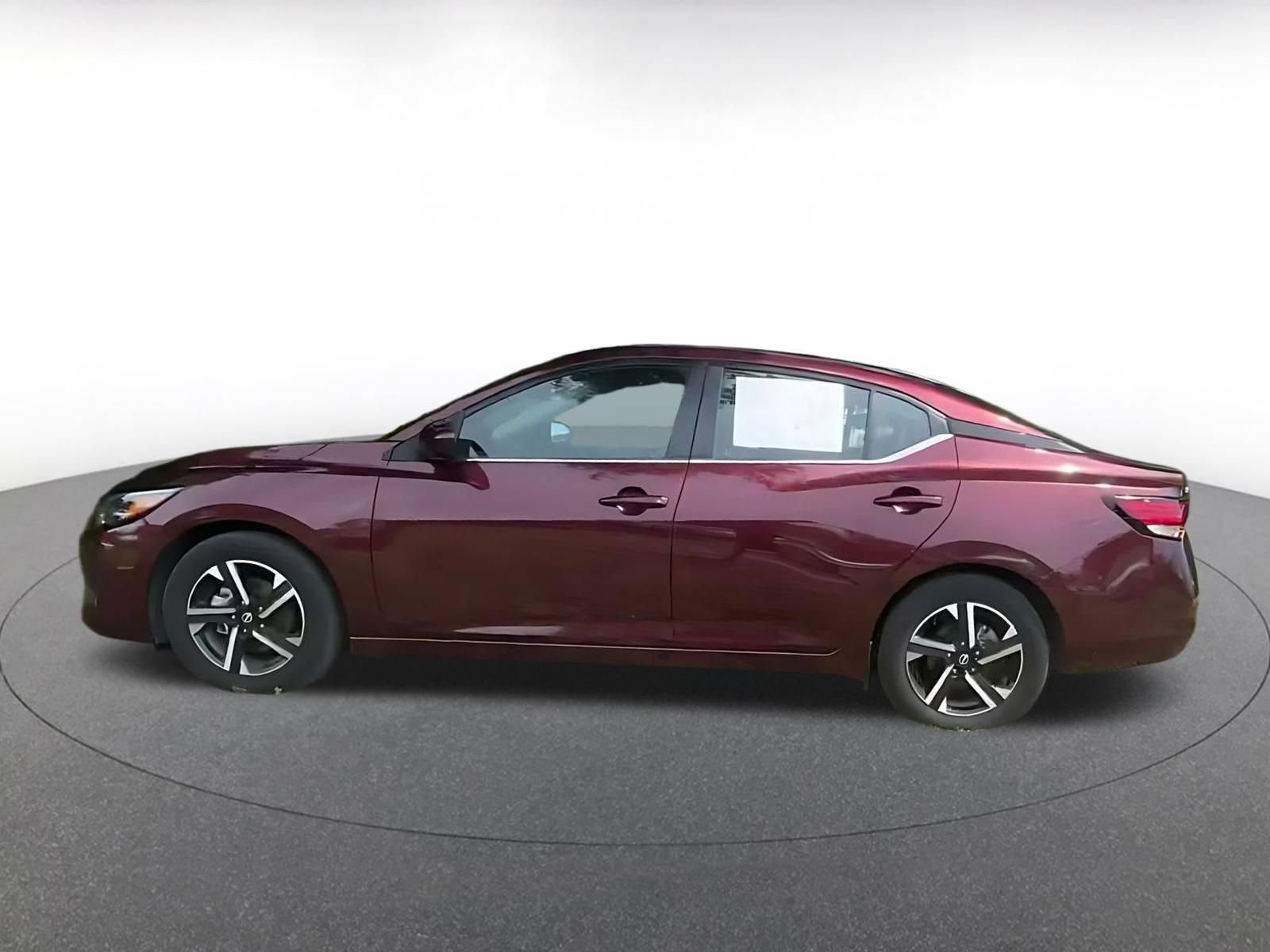 Used 2025 Nissan Sentra SV FWD image 7