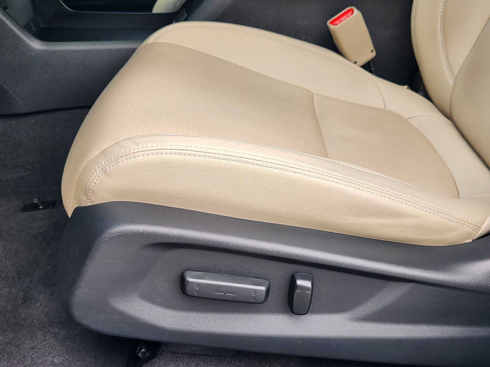 Used 2018 Honda Clarity Touring image 23
