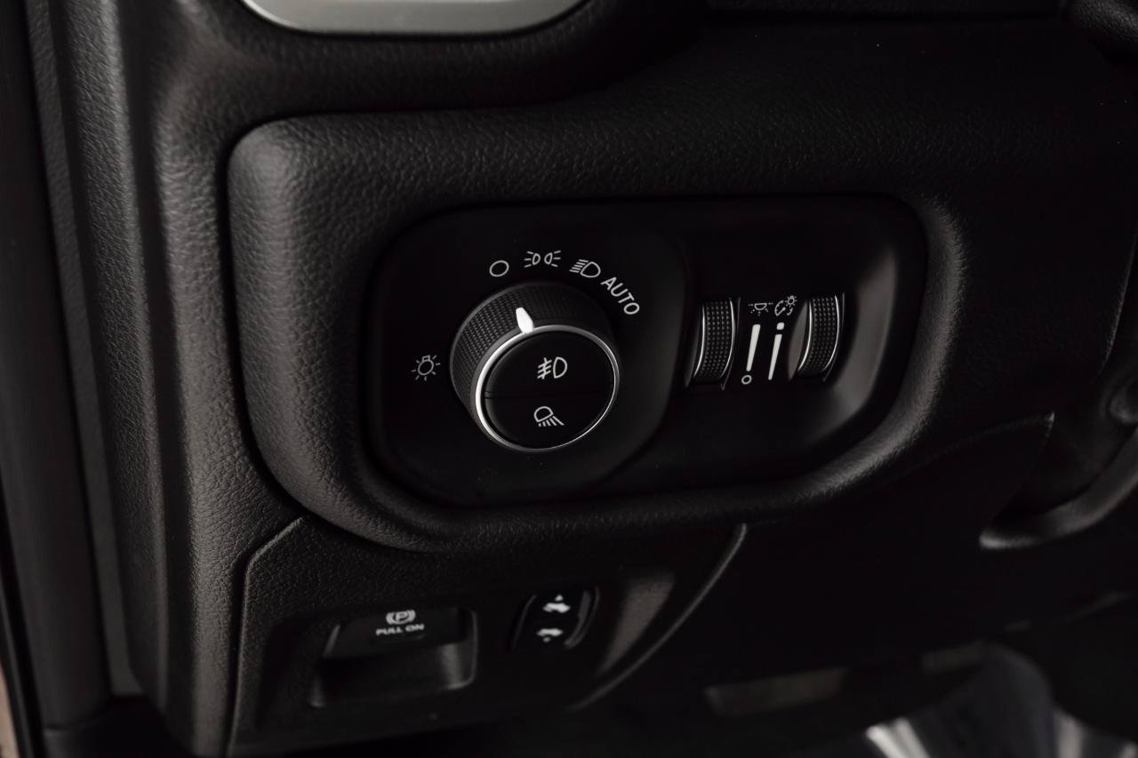 Used 2019 RAM 1500 Big Horn AWD/4WD image 17