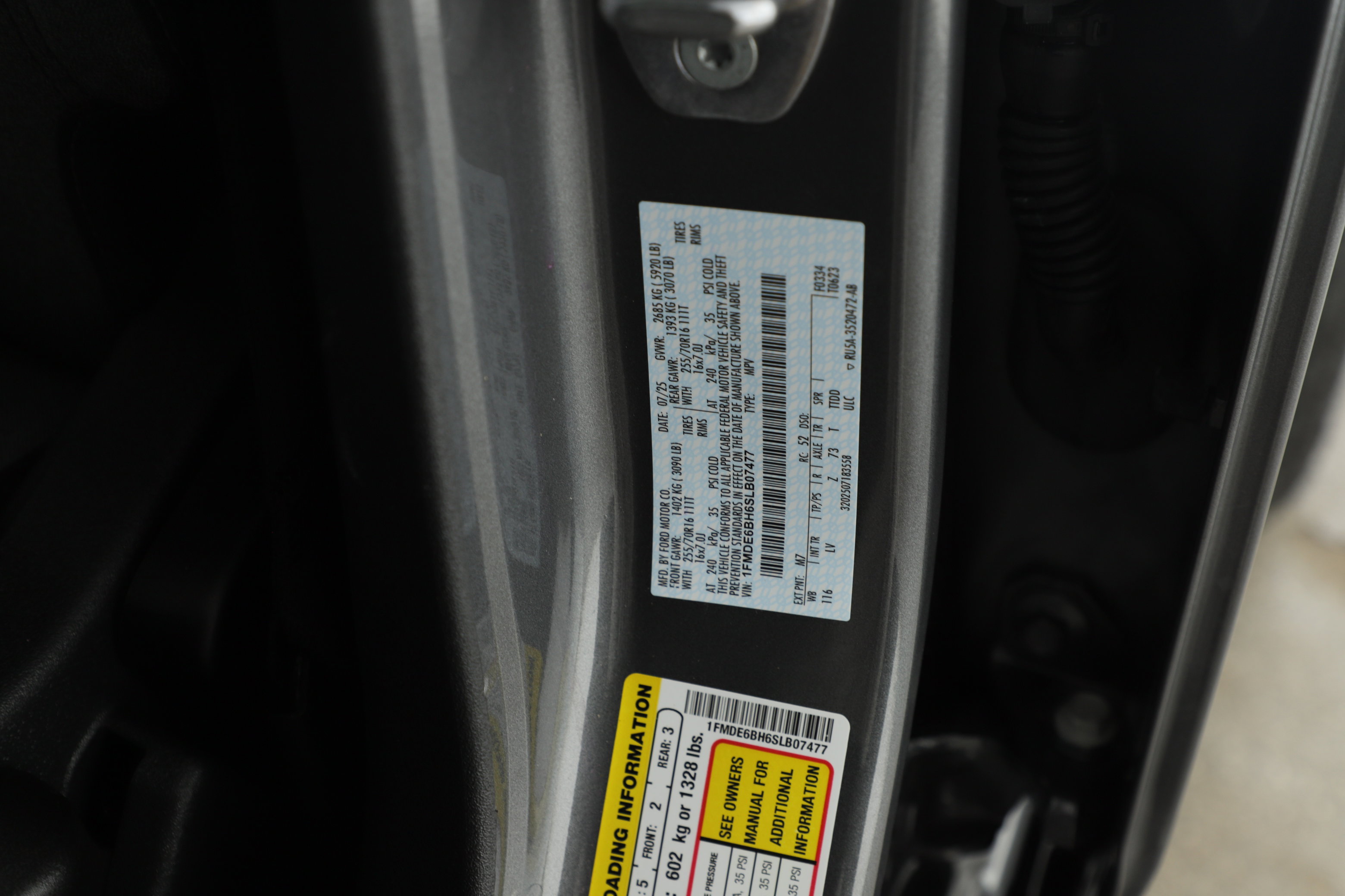 Used 2025 Ford Bronco Badlands image 9